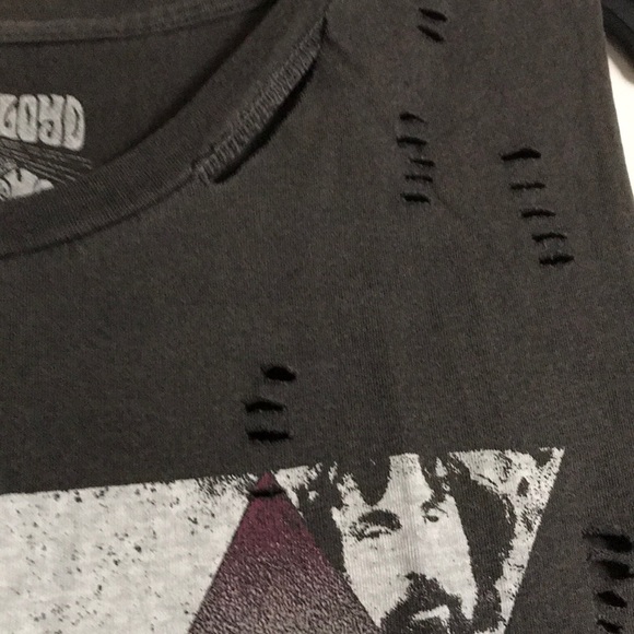LAST 1- 🎧 2X HP 🎧NWT distressed Pink Floyd top - Picture 4 of 8